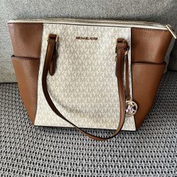 Michael Kors Medium Tote Bag