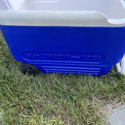 Igloo Wheelie 38 qt Cooler