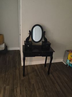 Black Vanity