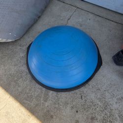 Half balance ball