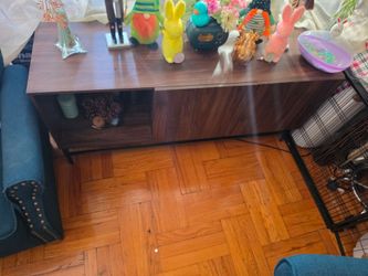 Accent table and console