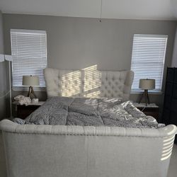 Restoration Hardware Churchill Fabric Bed With Footboard