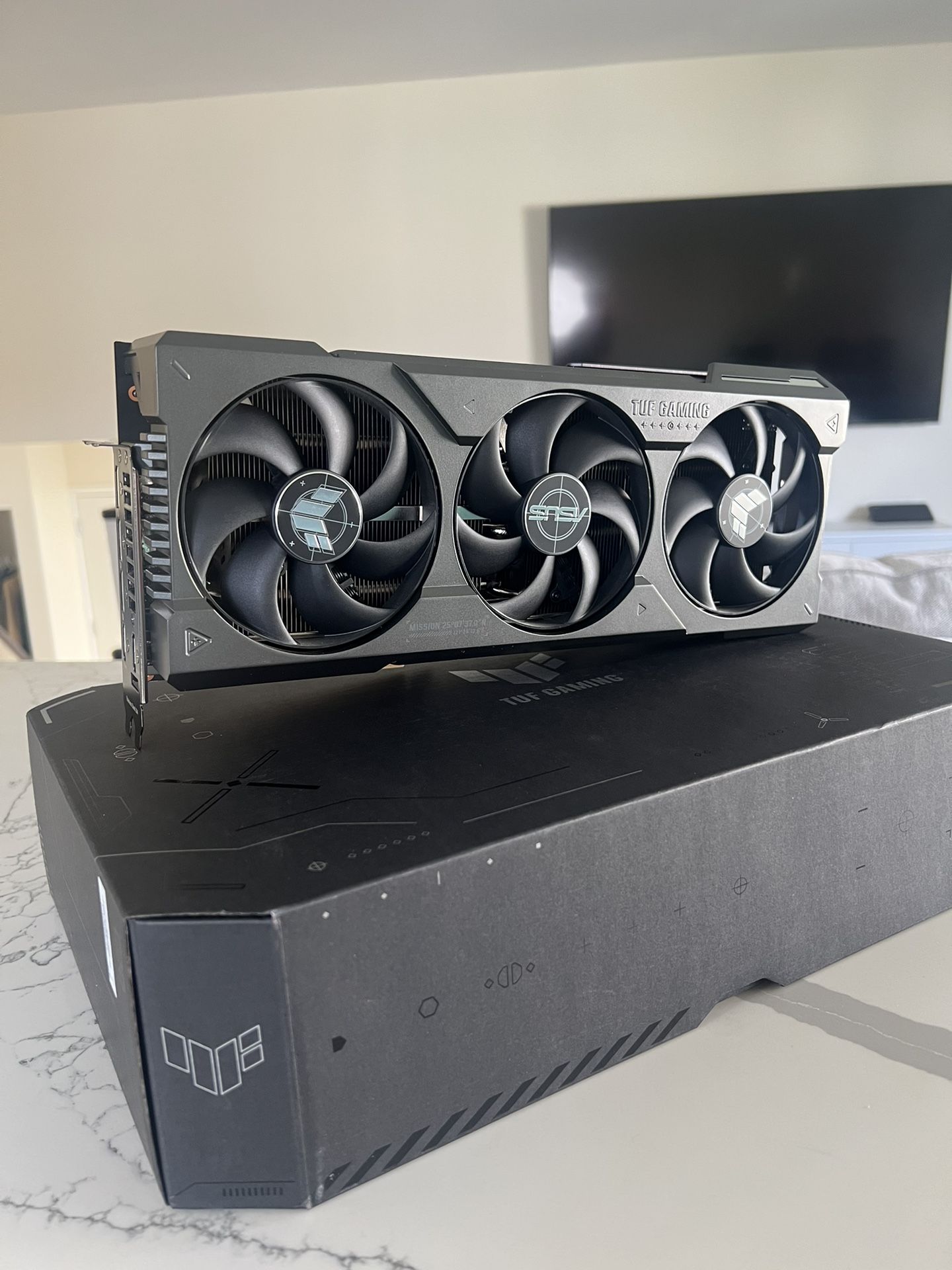 RTX 4090 ASUS TUF Gaming OC 24gb