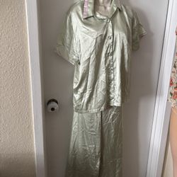 Jones New York Satin Pajama Set in Light Green