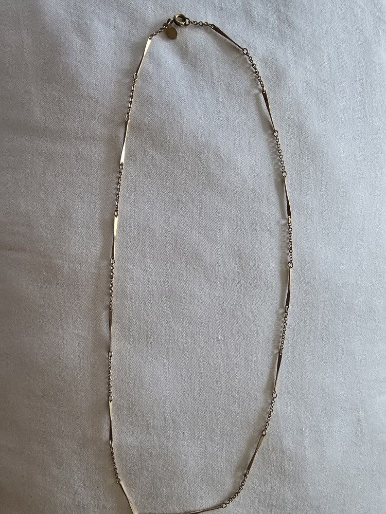 AVON Gold Tone Necklace