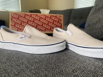 Women’s Vans 8.5