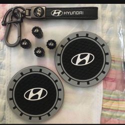 Hyundai accessories set