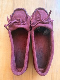 Minnetonka Suede Fringe Moccasins Shoes