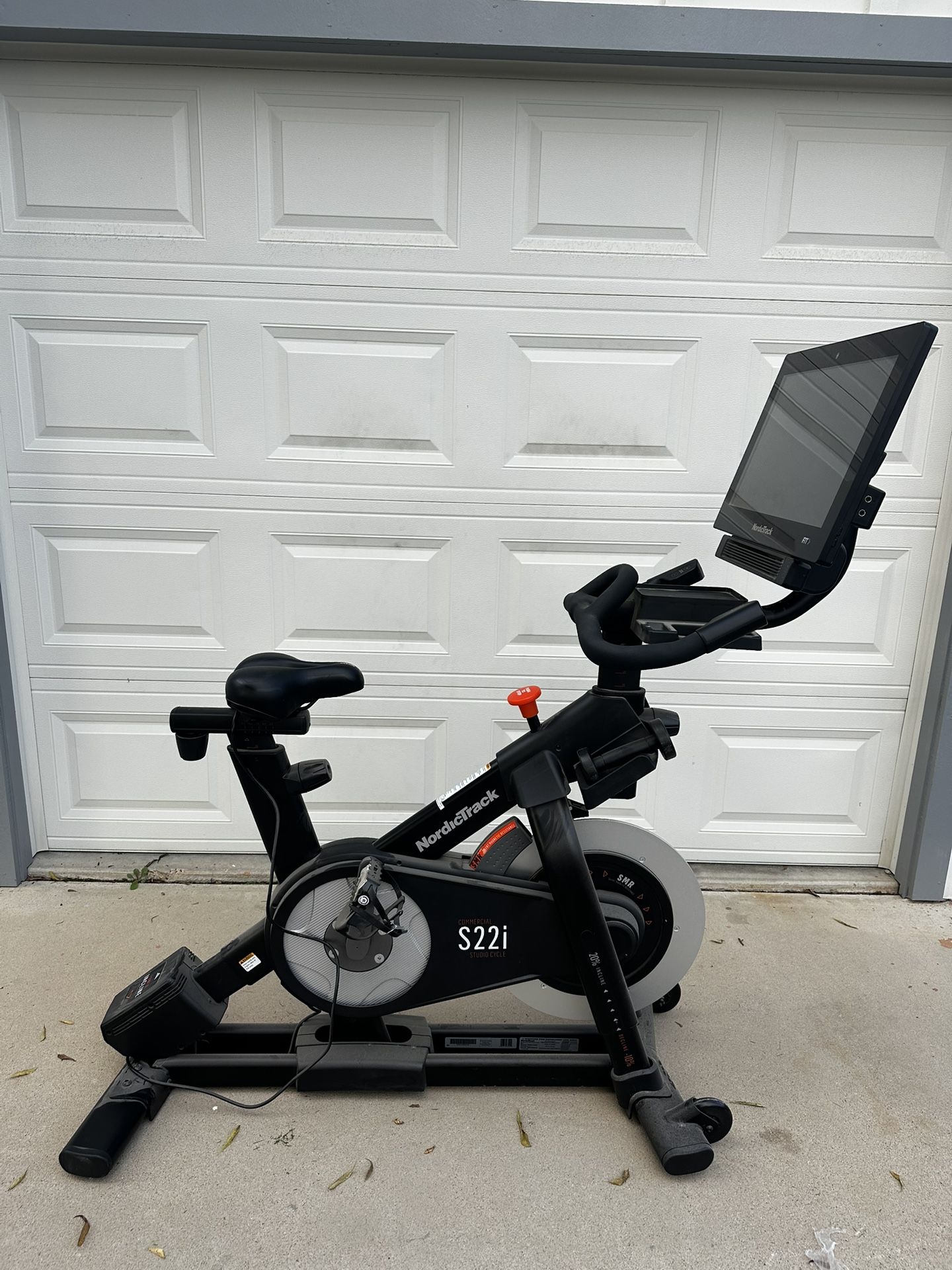 Nordic Track Studio Bike-LIKE NEW!