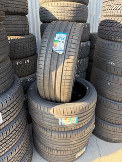 235/55/20 Pirelli Set of 4 new tires