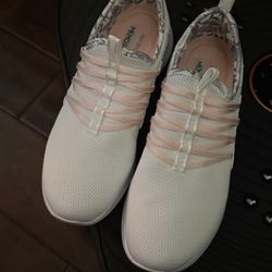 Skechers Size 8