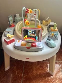 Fisher-Price Baby to Toddler Learning Activity  Center - Barely Used!