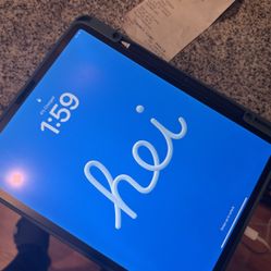 iPad Pro 2020, 12.9inch w/ Case And Apple Pencil