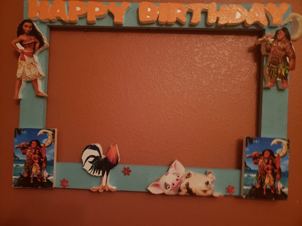 Moana frame for birthdays