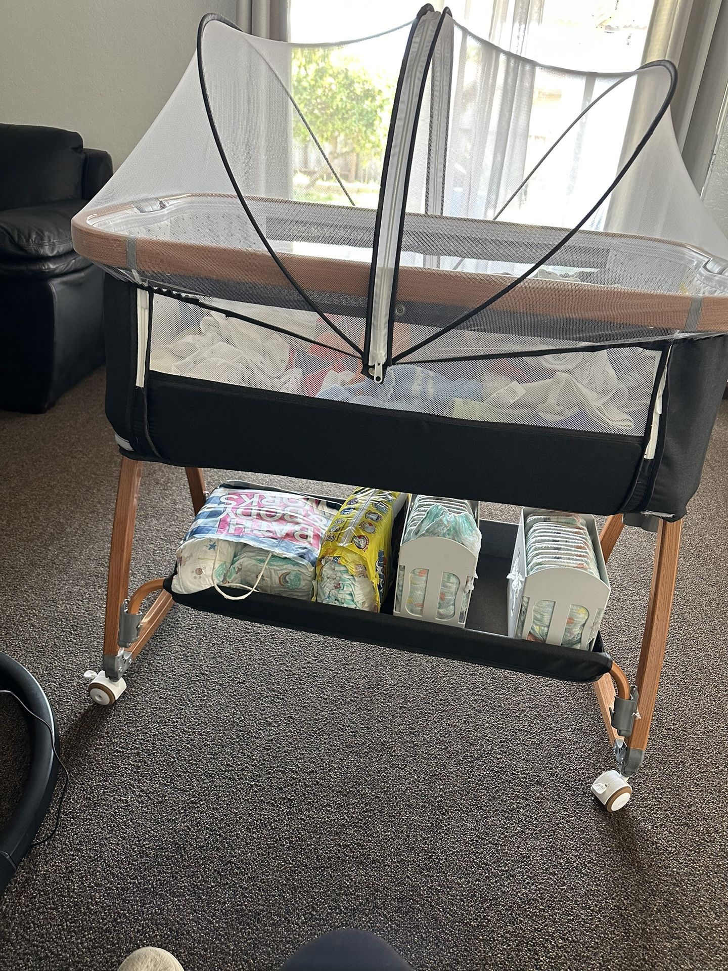 Bassinet Only One Month Use