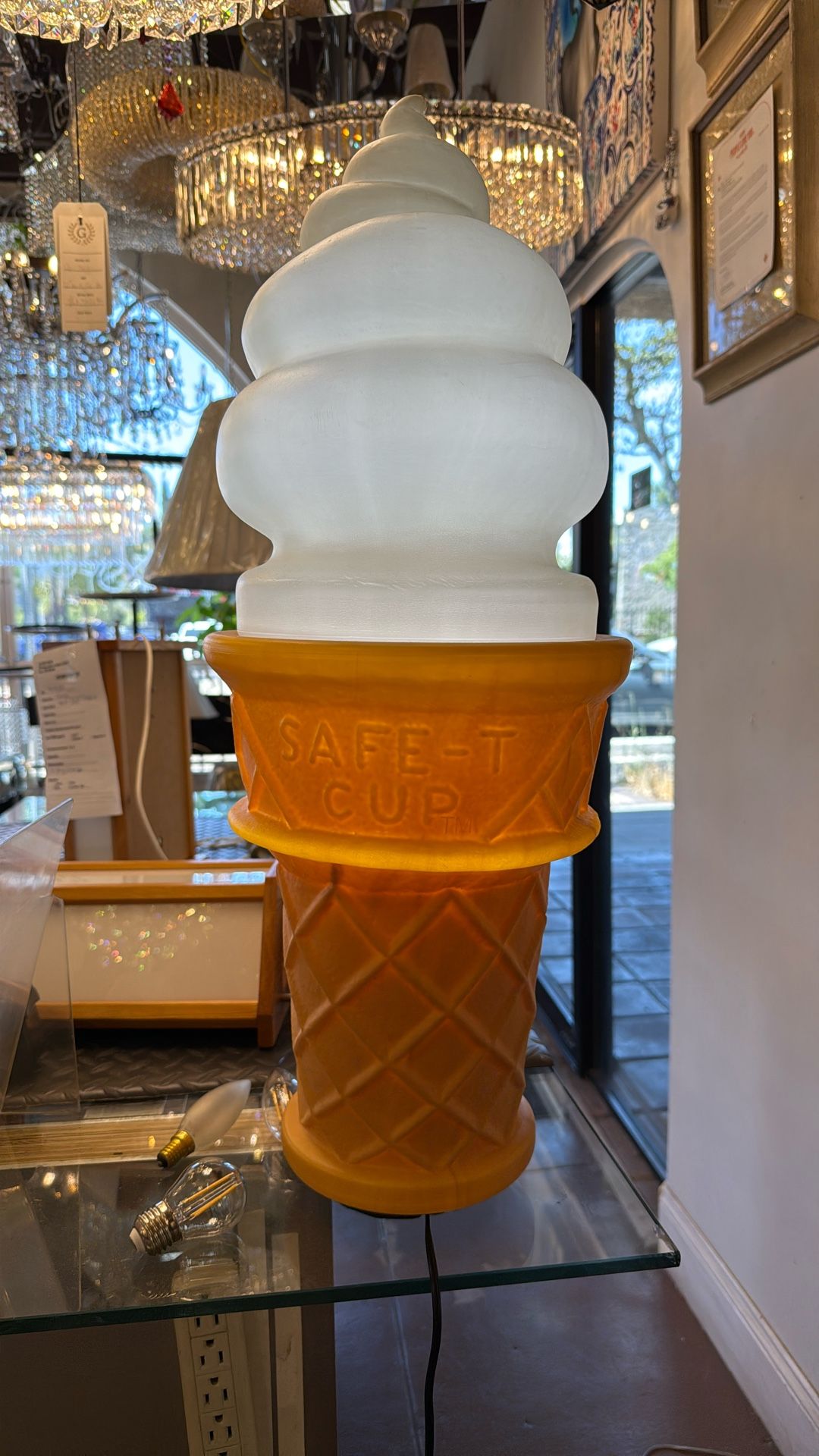 Ice cream Light