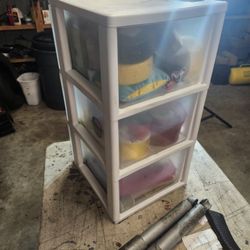 3 Shelf Container With Ribbons 