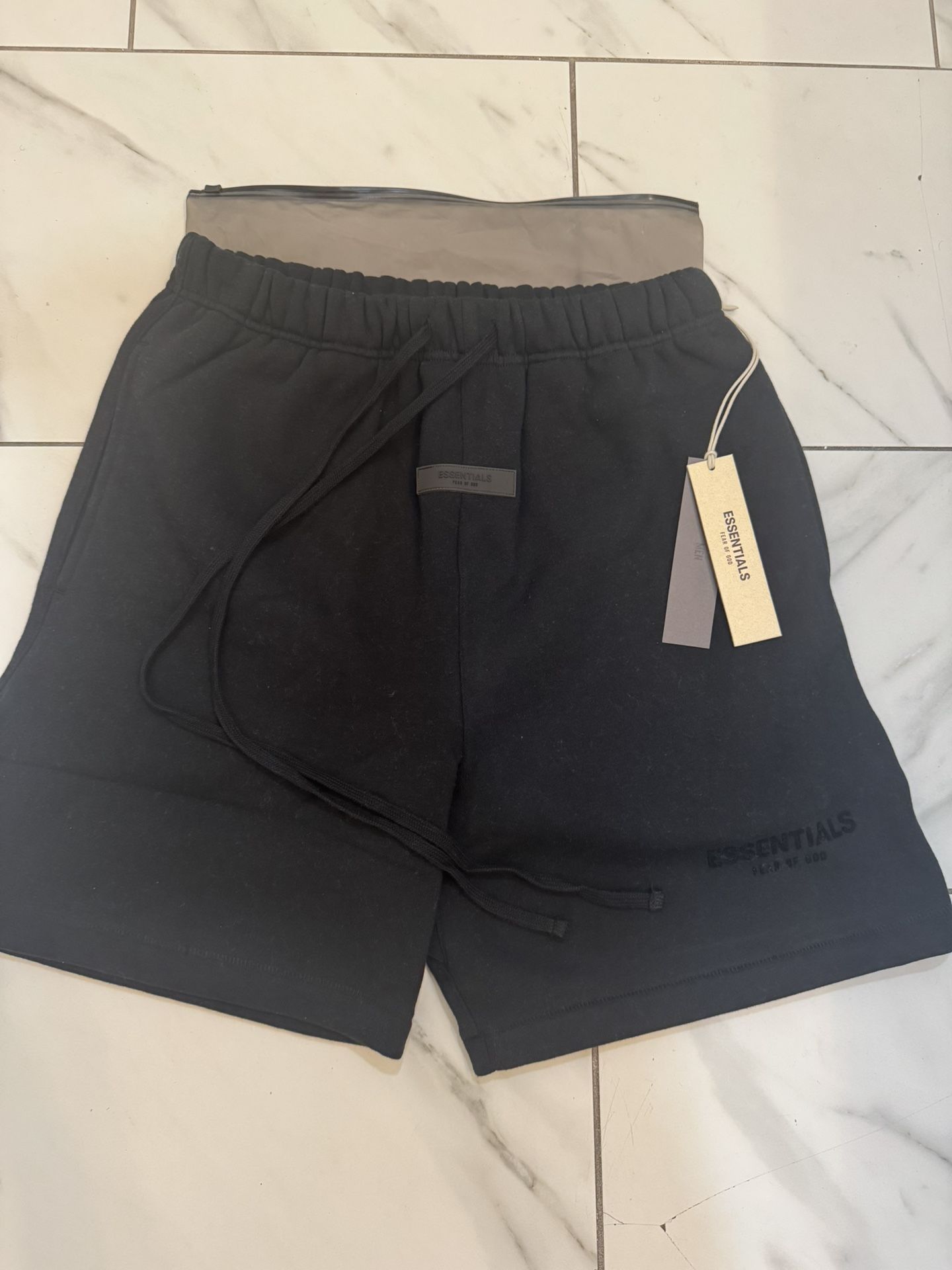 Essentials Shorts