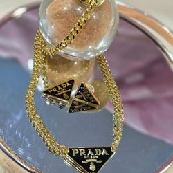 Necklace Set