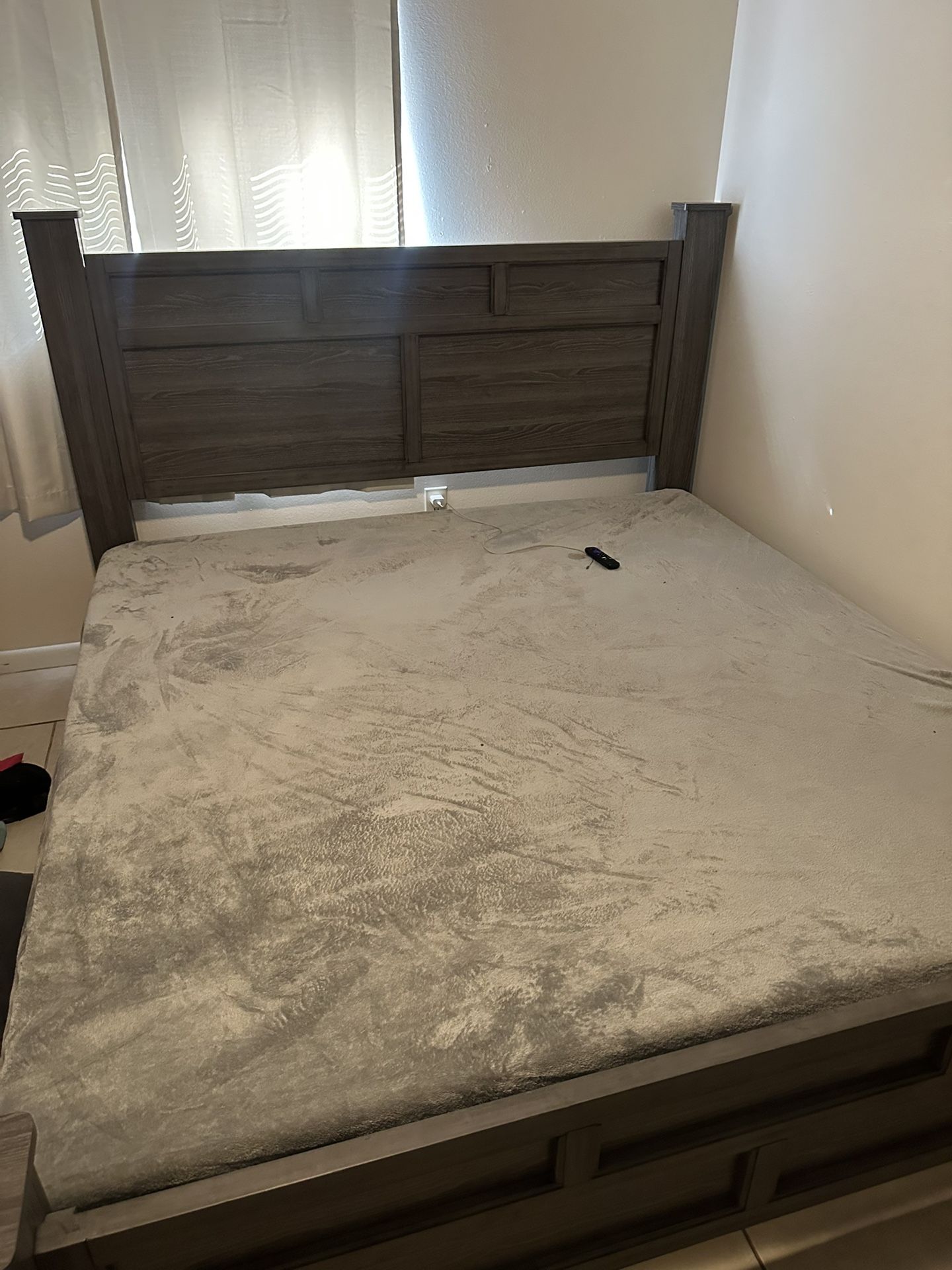 King Size Bedroom Set