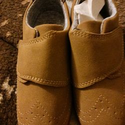 Kids Dress Shoes Carters Size 10