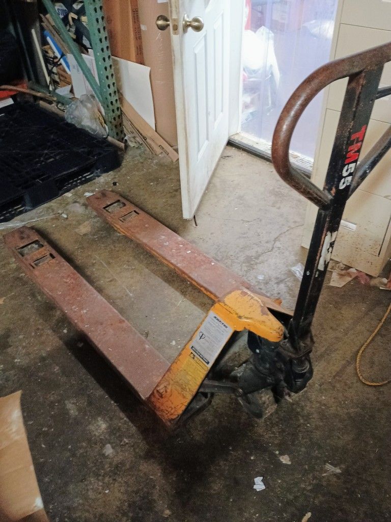 Pallet Jack