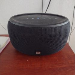 JBL Bluetooth An Chromecast Google Assistant Speaker 