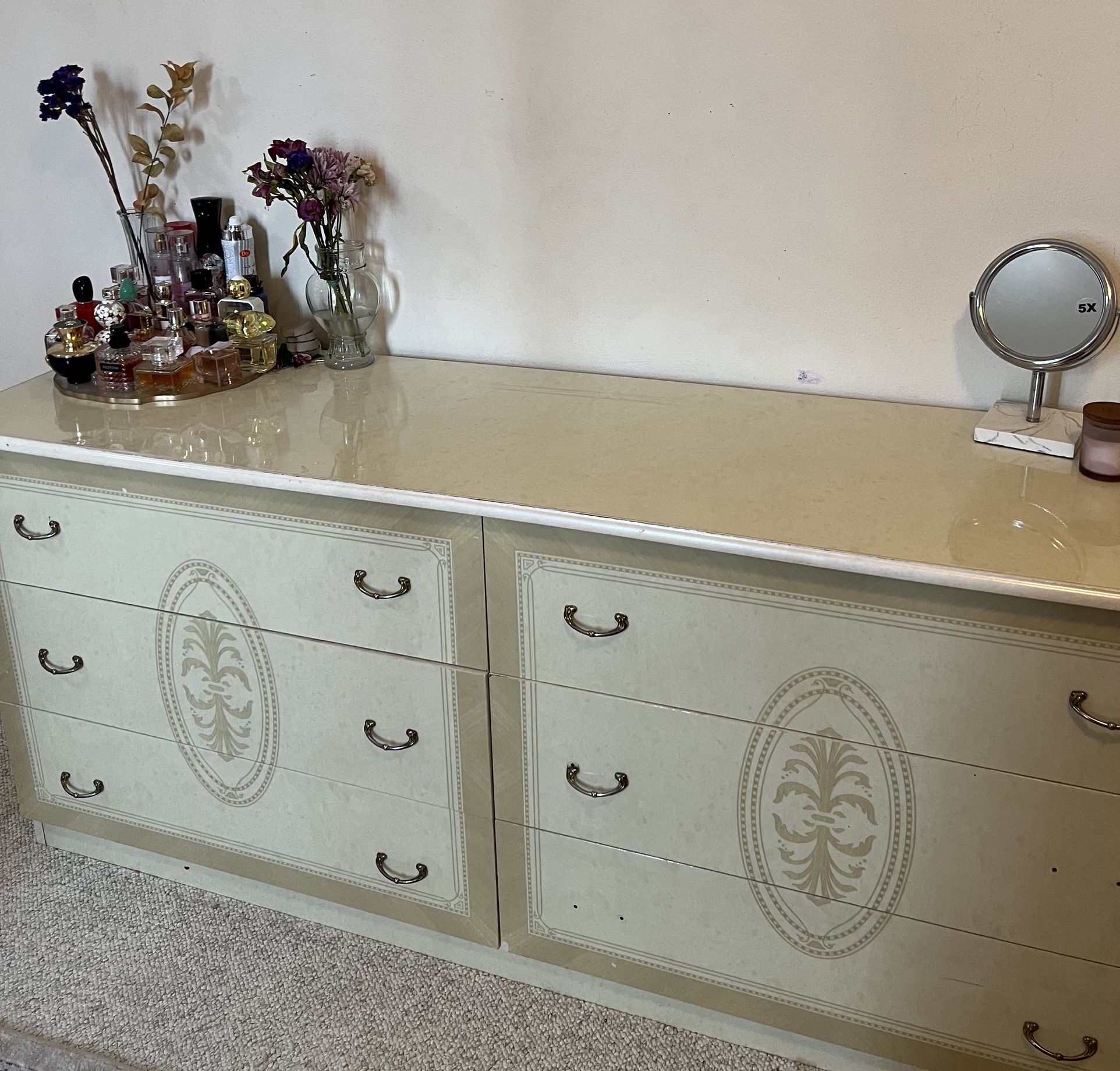 Antique Vanity Table/ Dresser