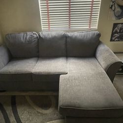 Sectional Couch 3 Months Old Used 2 Times Pull Out Bed Never Used Plastic Still On It 