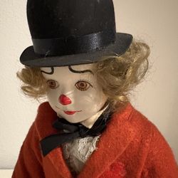 Vintage 70s Victoria Collectibles.  Porcelain Clown 