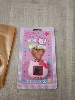 *NEW* Sanrio Tamagotichi Pocket Love Hello Kitty Pink Virtual Pet TMGC Japan