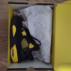 Jordan 4 Retro Size 8