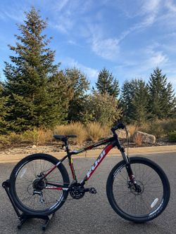 Fuji Nevada Comp 1.7 Mountain Bike – Trail Ready Hardtail
