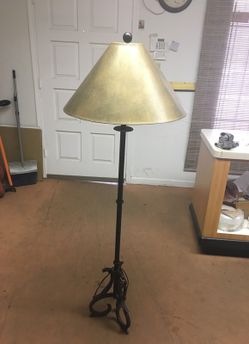 Table lamp