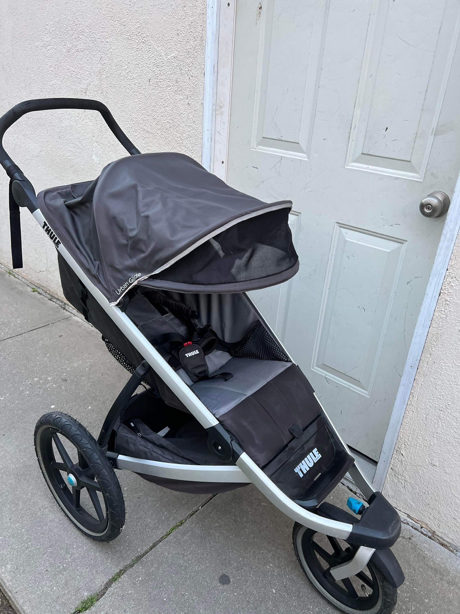 vw4 volkswagen stroller wagon WonderFold VW4 Volkswagen Stroller Wagon Bondi Blue