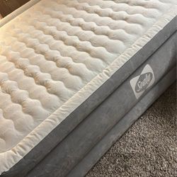Inflatable Mattress 