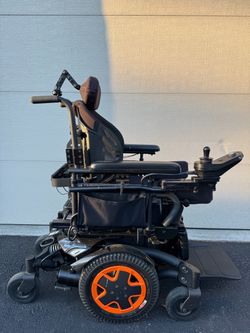 Invacare TDX SP2 Power Wheelchair w/ Charger – Parts/Repair – $199