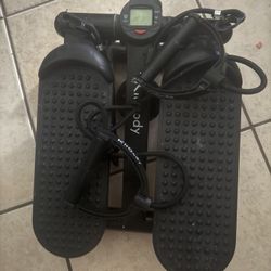 Mini step machine with bands