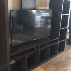 Entertainment TV Stand