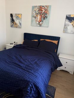 Queen size Bed with Mattress