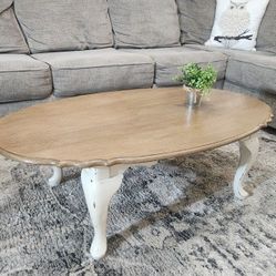 BEAUTIFULLY REFINISHED VINTAGE COFFEE TABLE!!!