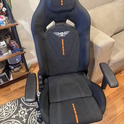 New In Box Gaming Chair, High Back Computer Chair Ergonomic, Video Game Chair with Headrest Lumbar Support, Gaming Desk Chair Adjustable Height, Swive