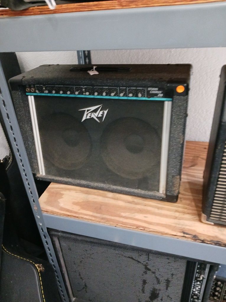 Peavey Studio Chorus 210 Guitar Amp