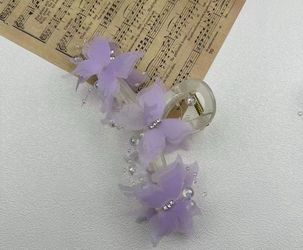 Hair clips
