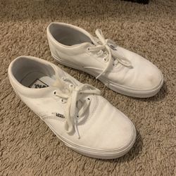Women’s Vans Size 7