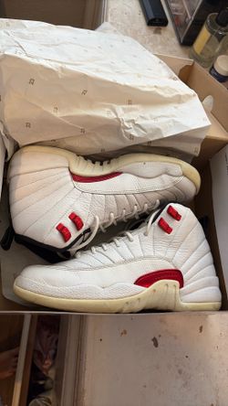 Air Jordan 12 Retro “cherry”