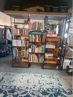 Bookshelf/books/games