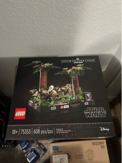 LEGO Star Wars: Endor Speeder Chase Diorama (75353)
