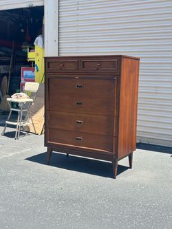 Mid Century Modern Highboy Dresser Ny Bassett.