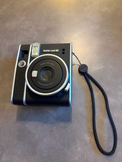 Fujifilm instax mini 40 camera